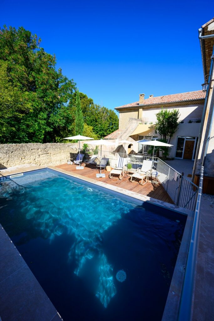 chambre hote Gigondas piscine vue villa