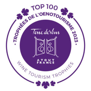 Gigondas Maison d'hôtes oenotourisme trophée Terre de Vins Villa Sainte Anne